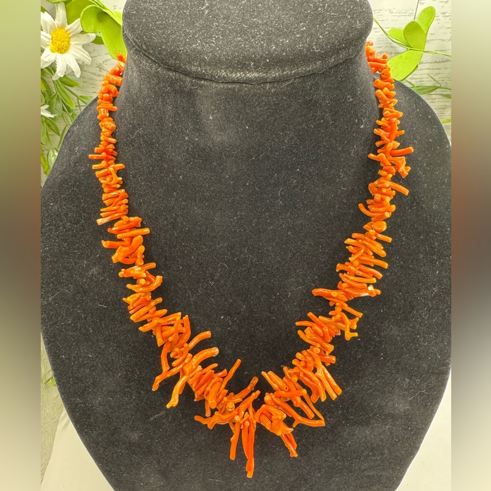 Vintage Native American Spiny Red Coral Necklace